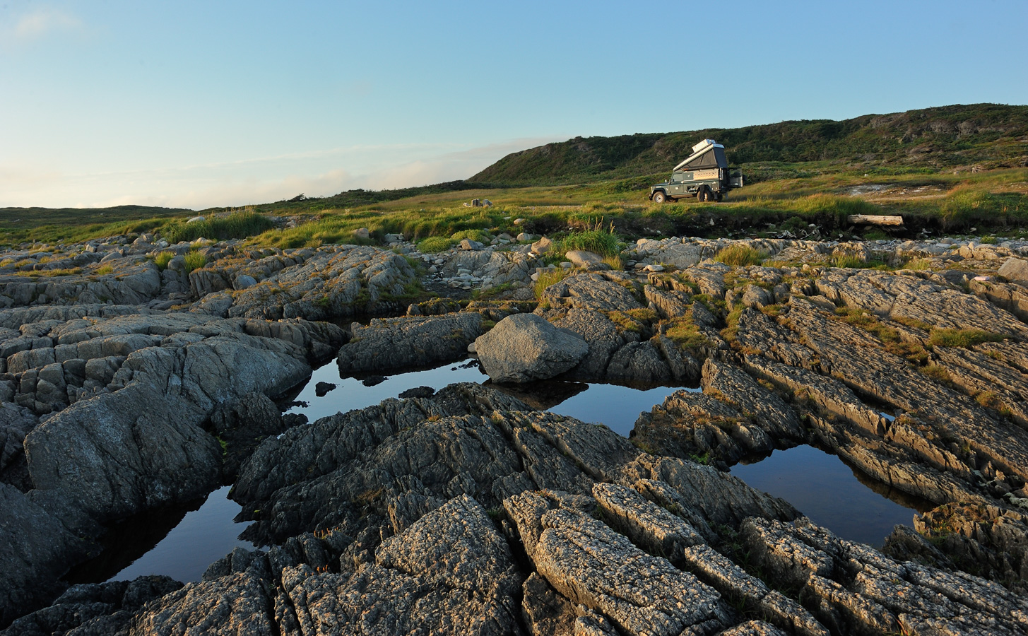 Coast west of Port aux Basques [28 mm, 1/100 sec at f / 13, ISO 400]